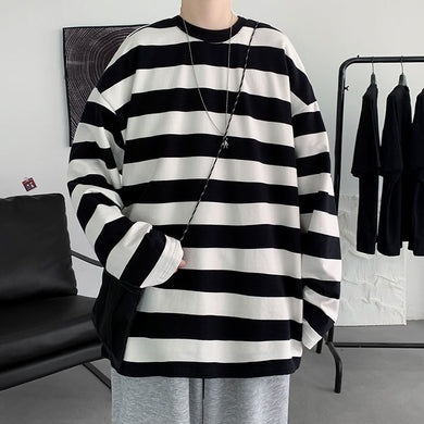 Oversized Striped T-shirt - K-Pop Inspired Streetwear!